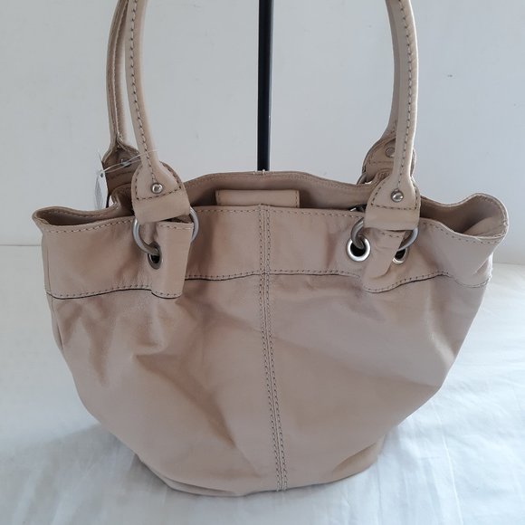Tignanello NWT Touchables Tan Leather Tote - Picture 2 of 4